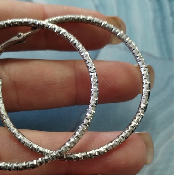 Hammered Hoops - Picture 2 of 3